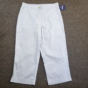 NEW Basic Editions Women's Size 6 (30x22) White Capri NWT